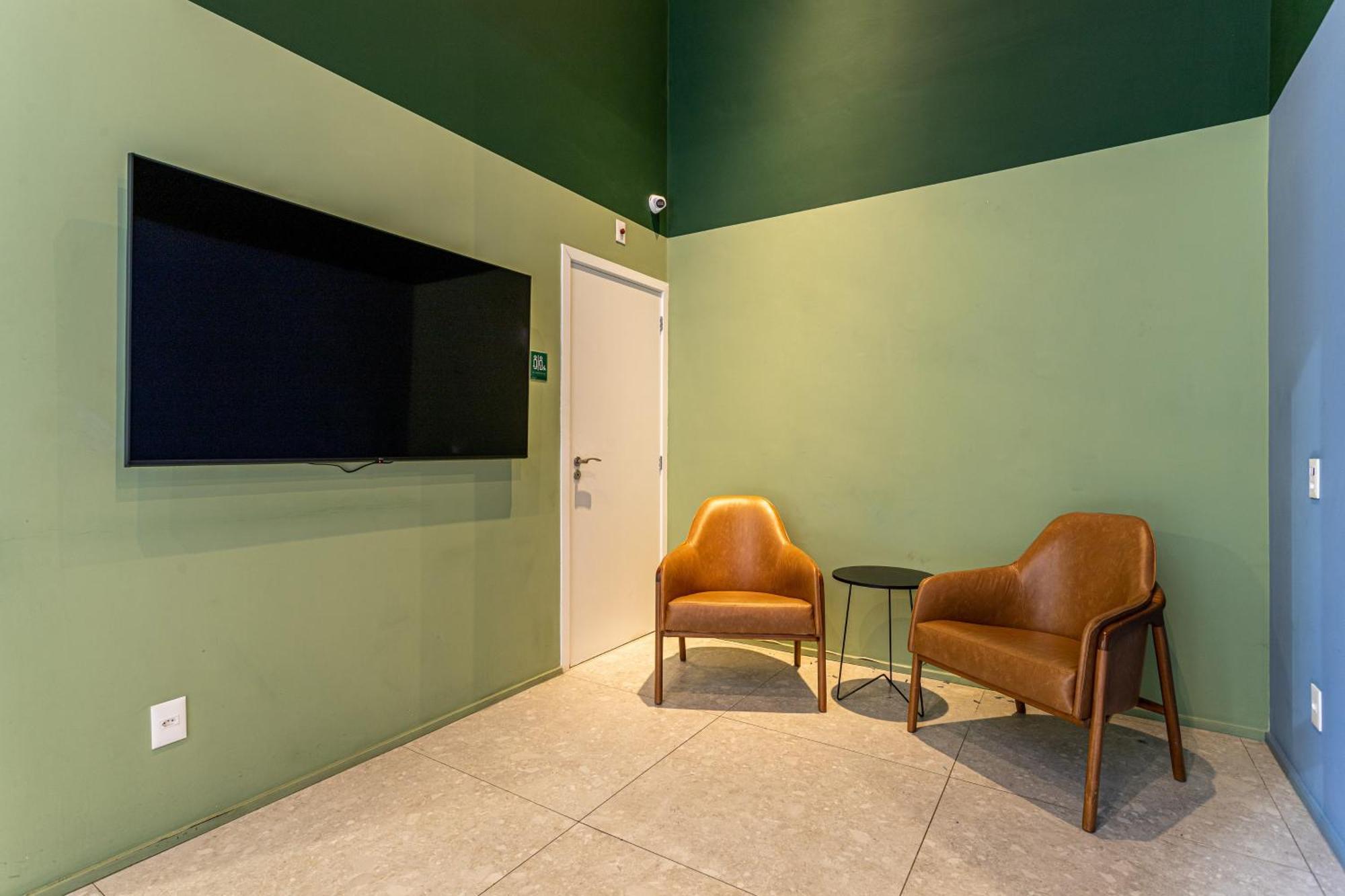 Predio Novo Ao Lado Do Hospital Clinicas E Do Metro - Terraco Oscar Freire Apartment Sao Paulo